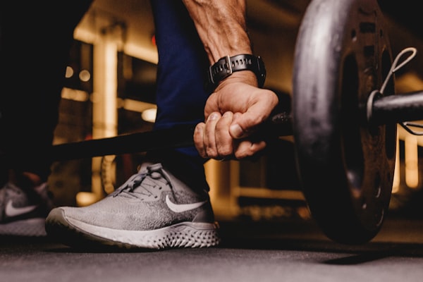 Functional fitness training with kettlebells at Life Style Fitness Gym